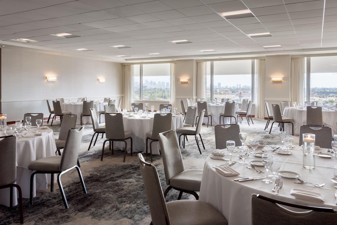 فندق Miami Airport Marriott المظهر الخارجي الصورة